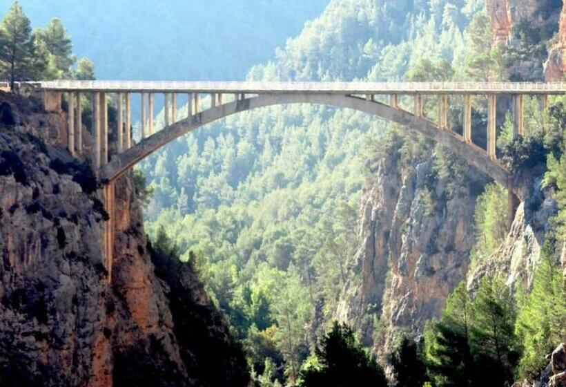 بنسيون Posada Manolon