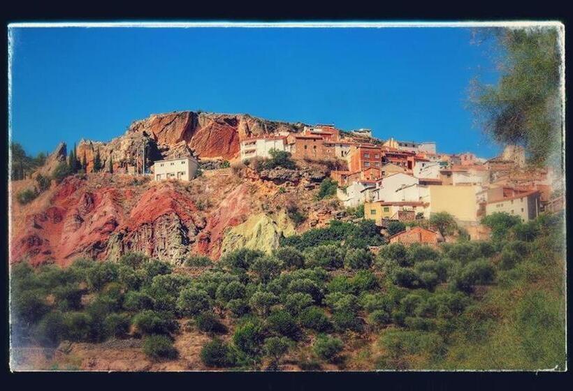 بنسيون Posada Manolon