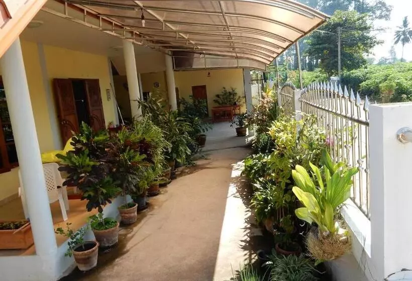 Malee Resort
