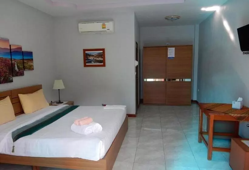 Malee Resort
