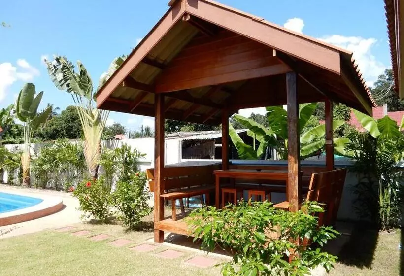 Malee Resort