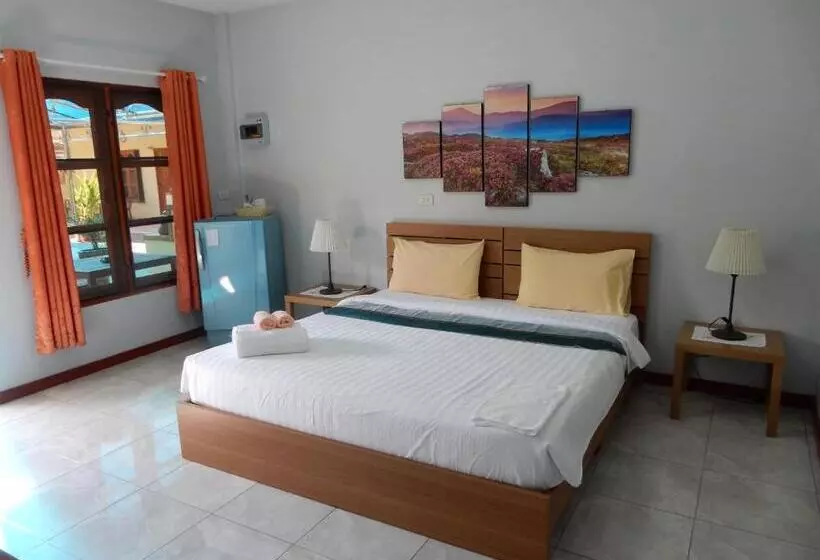 Malee Resort