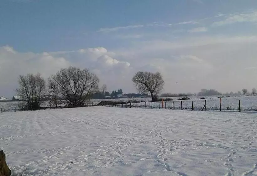 B & B Victors Hof, Met Zwemvijver In Landelijke Setting
