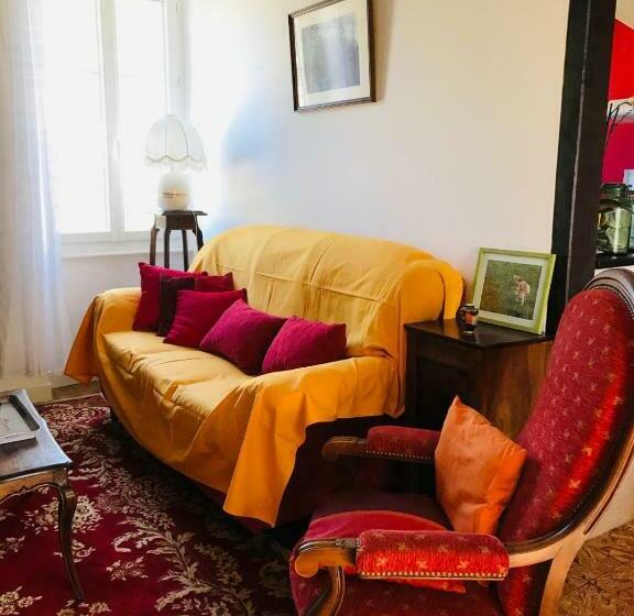 ベッドアンドブレックファースト Au Relais De Nèche