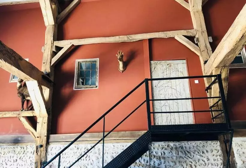 Aamiaismajoitus (B&B) Chambre Familiale élevage Girbal