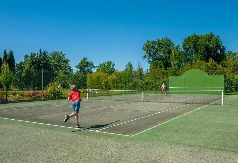 Aamiaismajoitus (B&B) Escudes