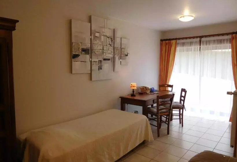 Aamiaismajoitus (B&B) La Forge