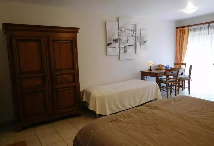 Aamiaismajoitus (B&B) La Forge