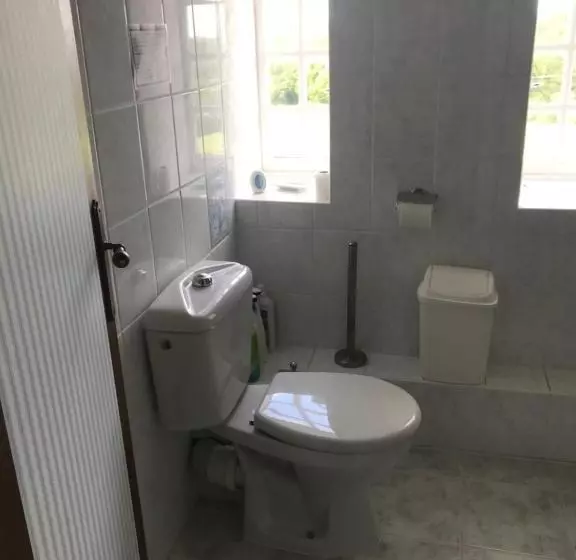 ベッドアンドブレックファースト Le Logis Des Quatre Puits