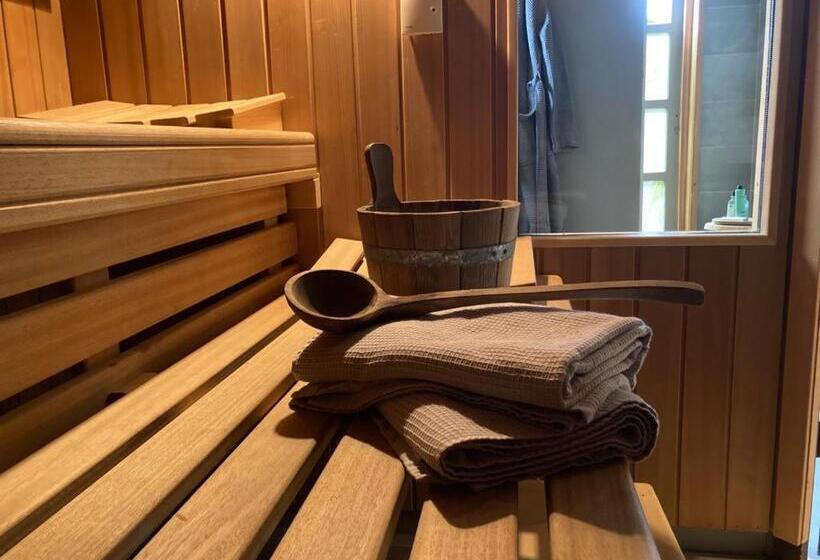 Bed and Breakfast Maison La Rootz!