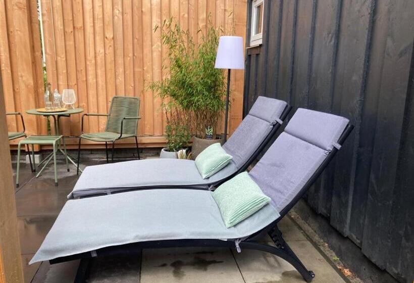 Bed and Breakfast Maison La Rootz!