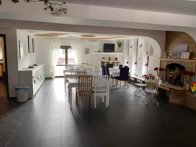 ベッドアンドブレックファースト Pensiunea Corbeanca   Cazare Si Evenimente