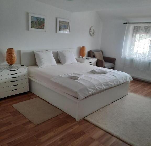 Bed and Breakfast Pensiunea Corbeanca   Cazare Si Evenimente