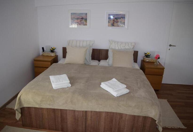 Bed and Breakfast Pensiunea Corbeanca   Cazare Si Evenimente