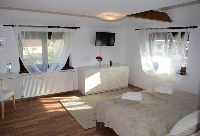 Bed and Breakfast Pensiunea Corbeanca   Cazare Si Evenimente