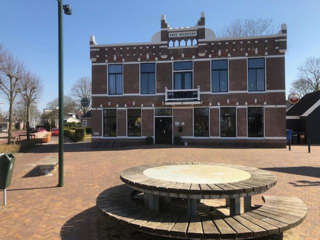 住宿加早餐 Veldzicht Metslawier