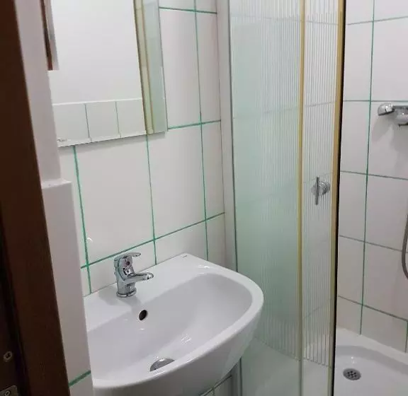 Aamiaismajoitus (B&B) Vila Carmen