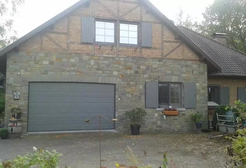 Aamiaismajoitus (B&B) Villa Lumina