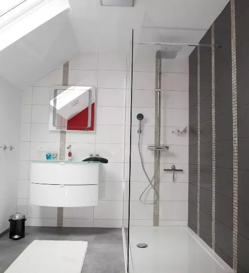 Aamiaismajoitus (B&B) Villa Lumina