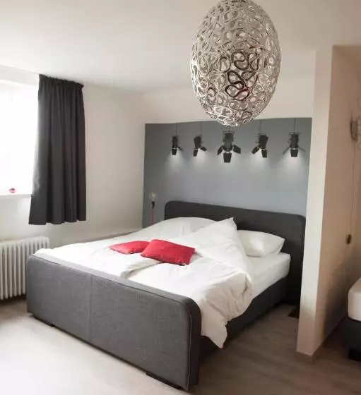 Aamiaismajoitus (B&B) Villa Lumina