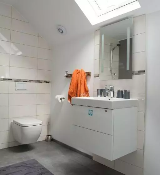 Aamiaismajoitus (B&B) Villa Lumina