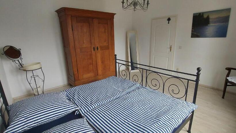 צימר Zum Alten Pfarrhaus