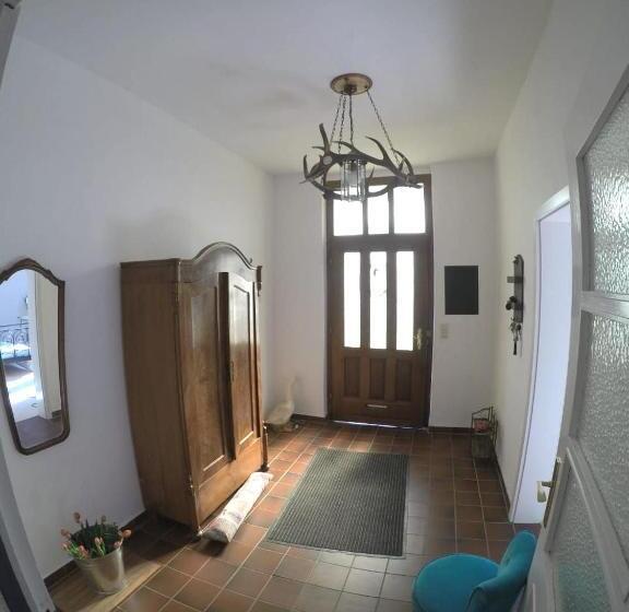 צימר Zum Alten Pfarrhaus