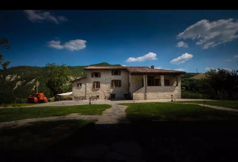 ホテル Borgo Rossi