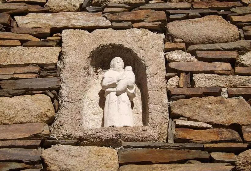 ホテル Casa De Xisto Santo António