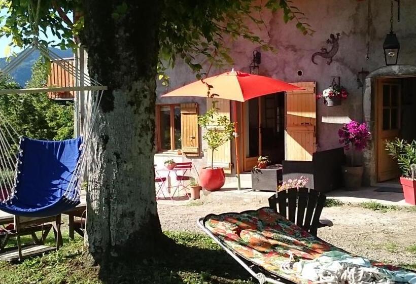 ホテル Ferme Familiale Chez Lili