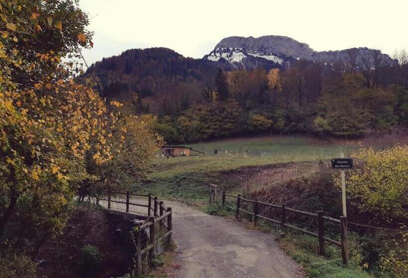 ホテル Ferme Familiale Chez Lili