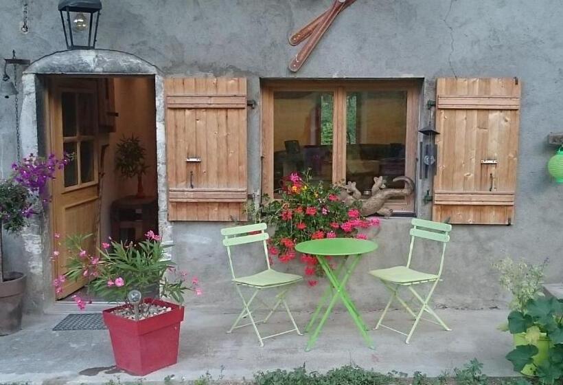 ホテル Ferme Familiale Chez Lili