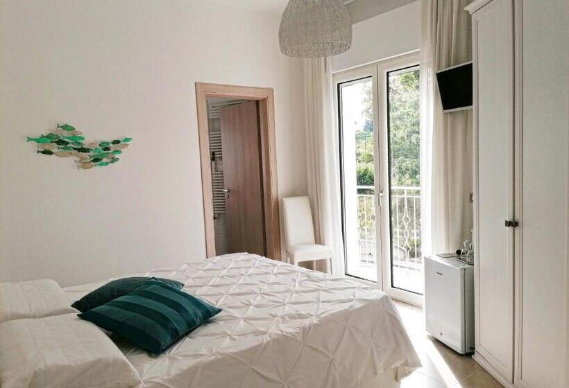 ホテル Feudo Di Castelmozzo