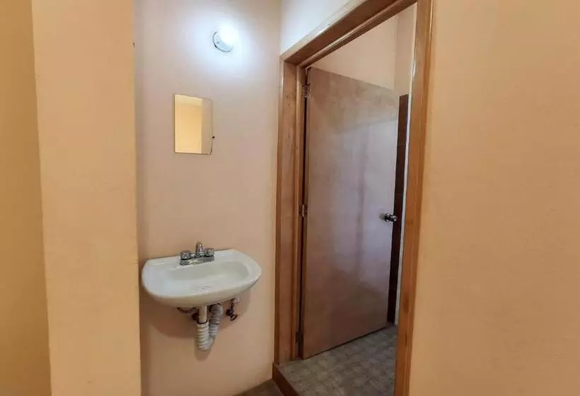 ホテル Oyo  Trigos De Oro