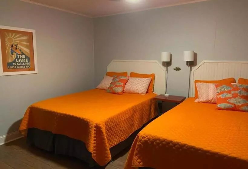 Hotelli Reel Inn And Lodge