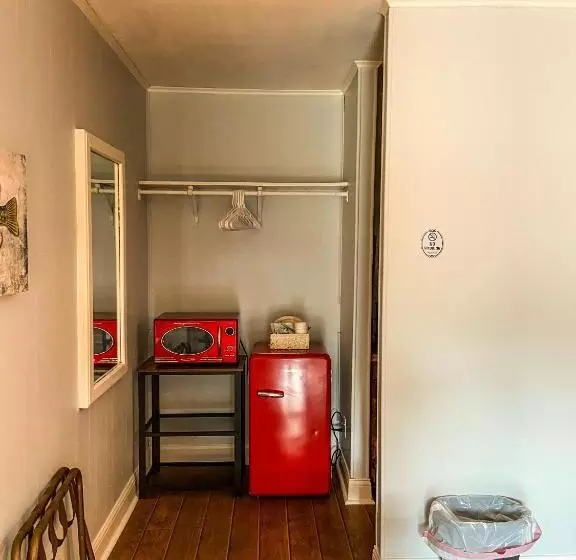 Hotelli Reel Inn And Lodge