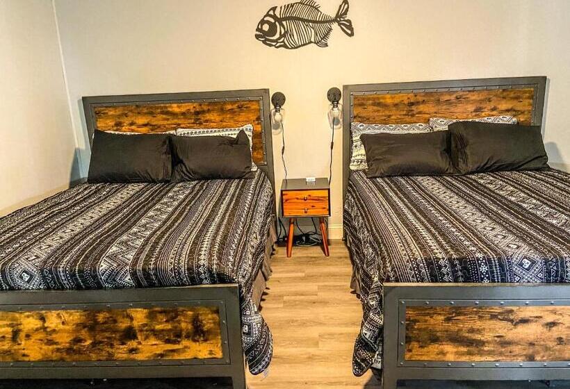 Hotel Reel Inn And Lodge