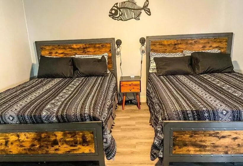 Hotelli Reel Inn And Lodge