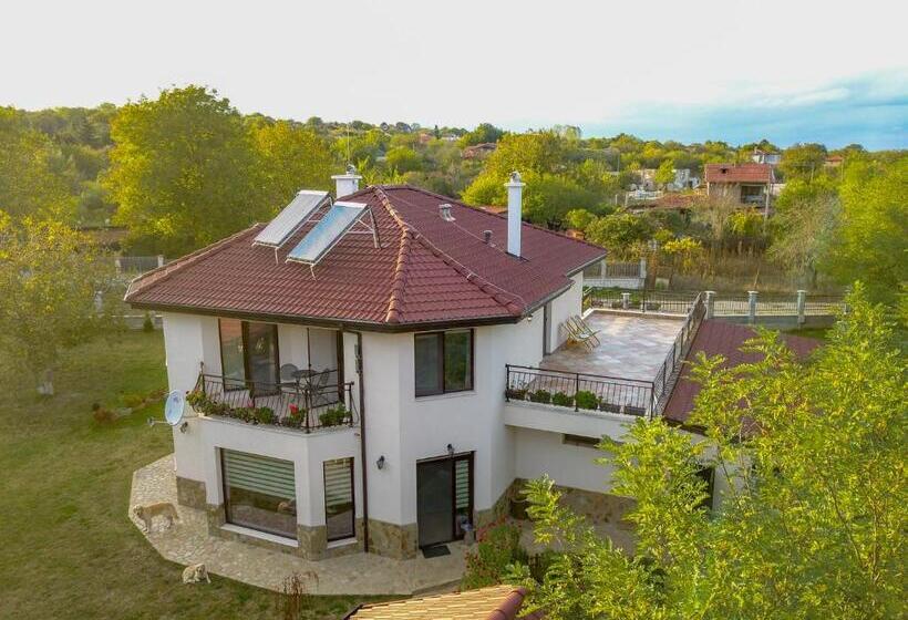 膳宿费 къща за гости акация