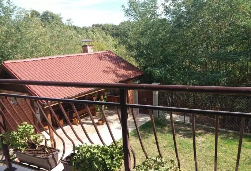 ペンション къща за гости акация