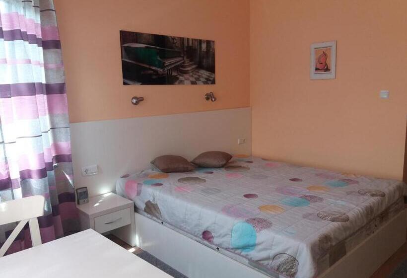 膳宿费 къща за гости акация