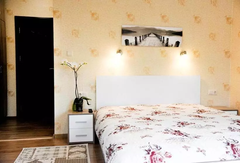 ペンション къща за гости акация