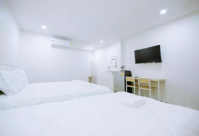 Majatalo Peeranon Resort