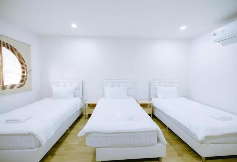 Majatalo Peeranon Resort