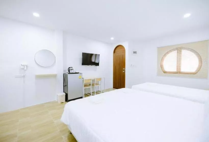 Majatalo Peeranon Resort