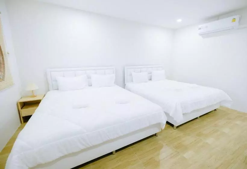 Majatalo Peeranon Resort