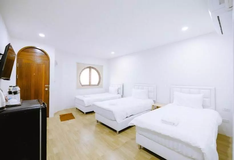 Majatalo Peeranon Resort