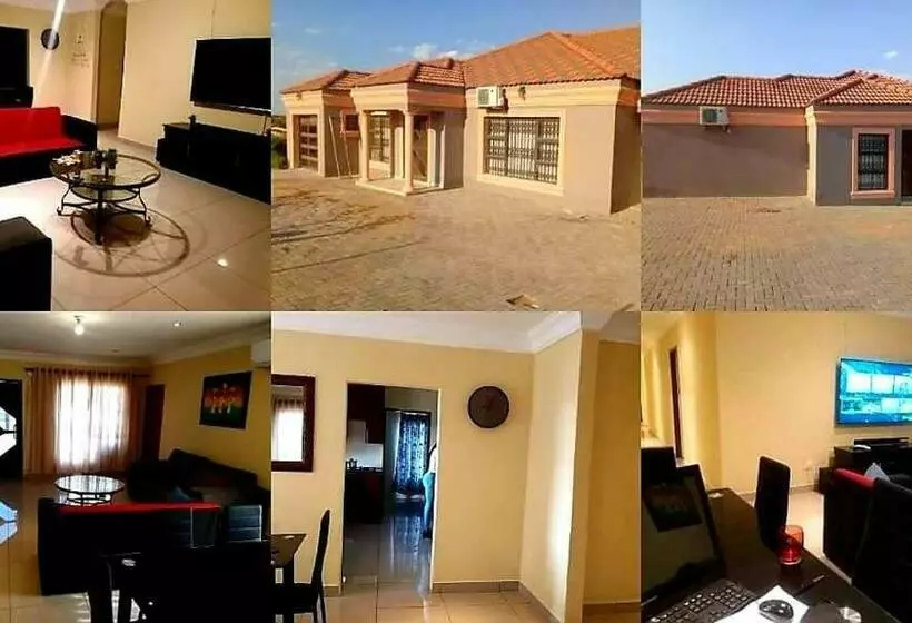 Aamiaismajoitus (B&B) Tshukudu E Ntsho