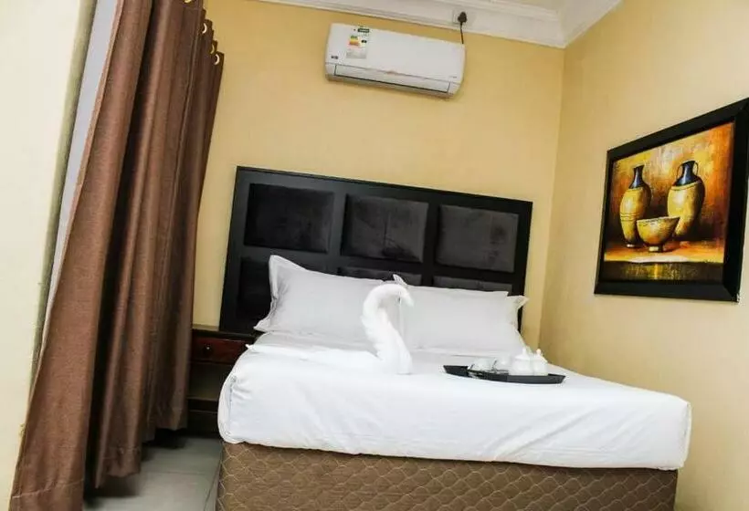 Aamiaismajoitus (B&B) Tshukudu E Ntsho