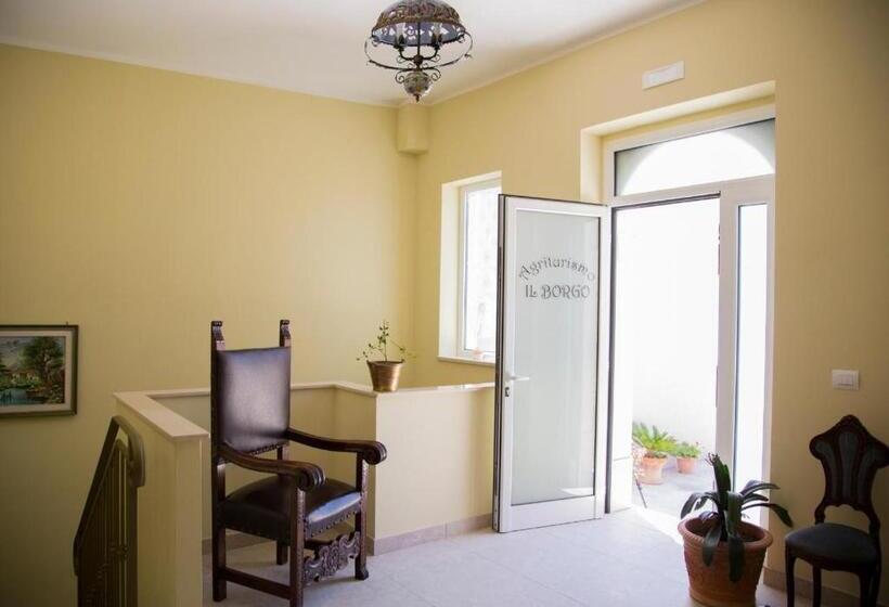 Отель Agriturismo Il Borgo
